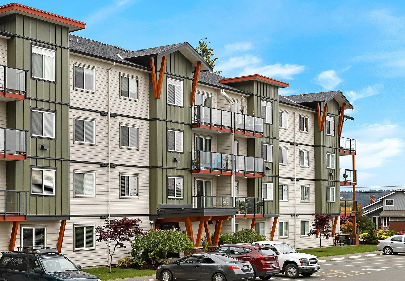 Pacific Wynd Residences — Photo 4