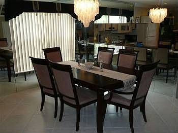 2nd image of 4617 Carambola Cir S