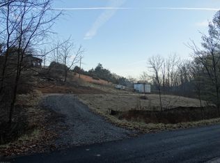 5187 Beamer Hollow Rd, Pulaski, VA 24301