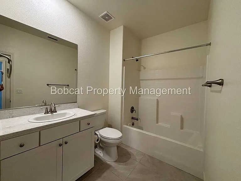 1097 Dapple Dr — Photo 28