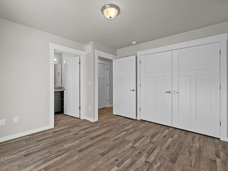 435 2nd Ave N #3 — Photo 32
