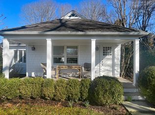 139 Herrick Rd, Southampton, NY 11968