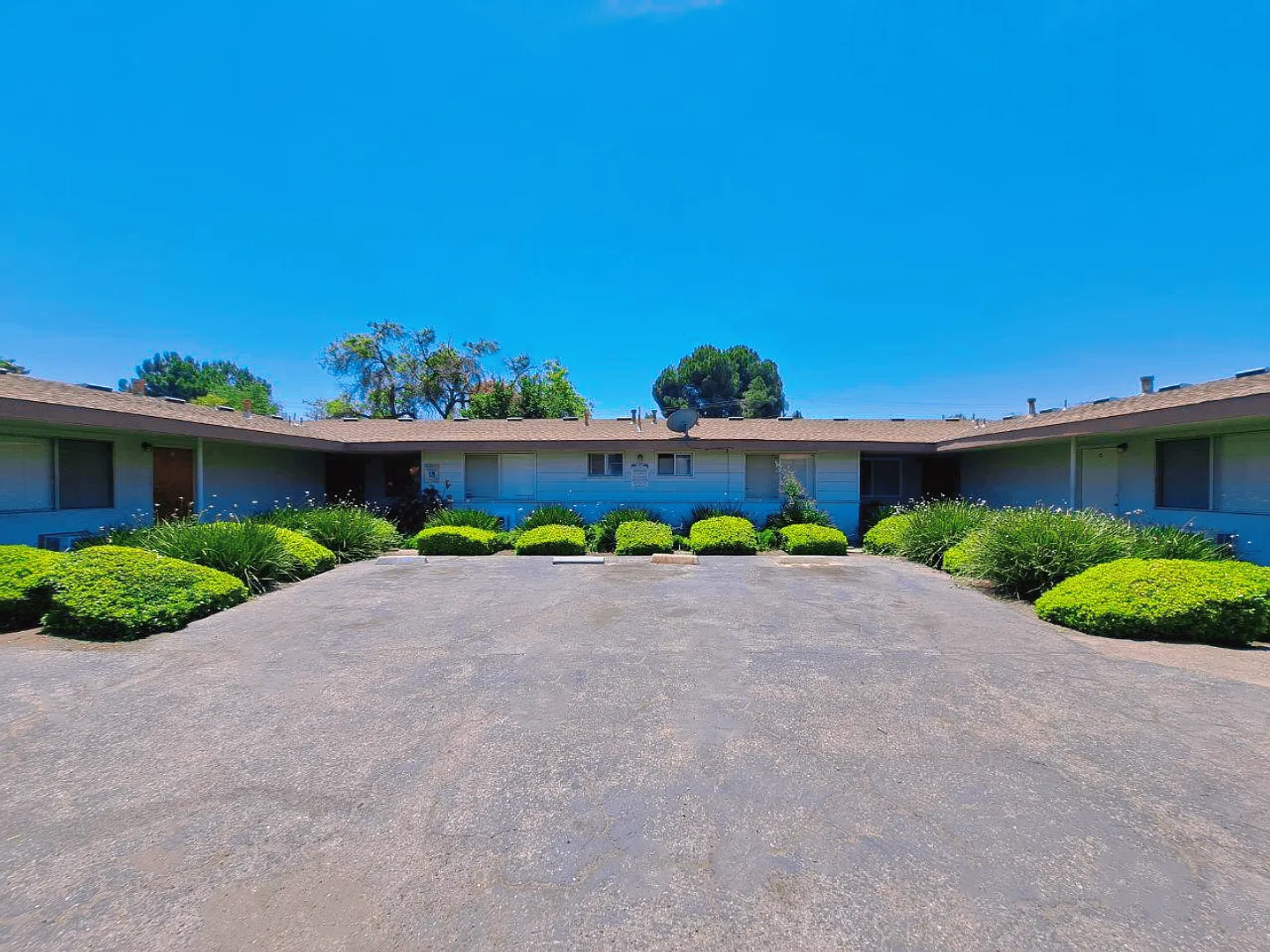 4302 - 4312 E Sierra Madre — Photo 3