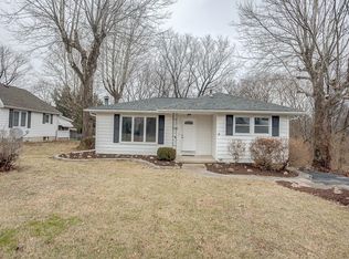 8518 Triple Lakes Rd, Dupo, IL 62239