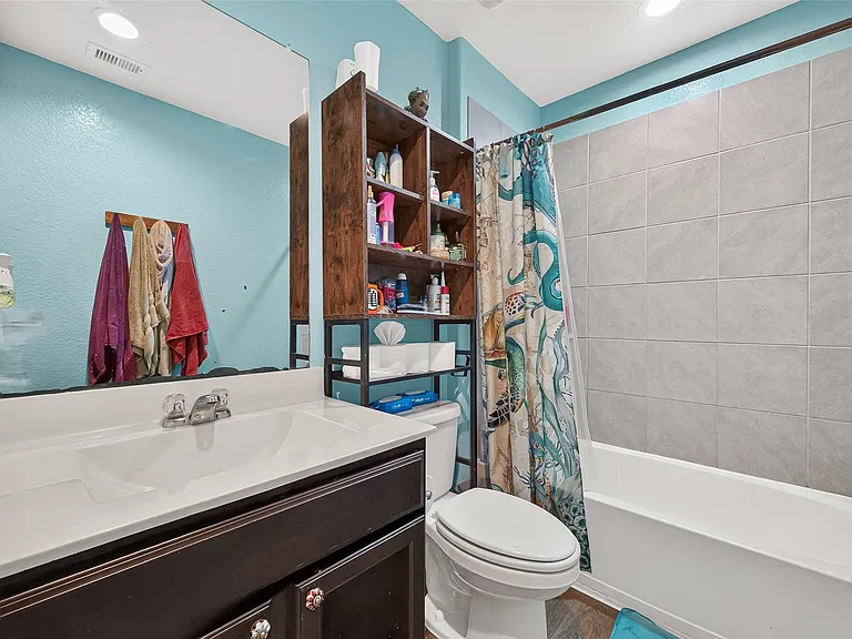 811 Petunia Falls Ln — Photo 33