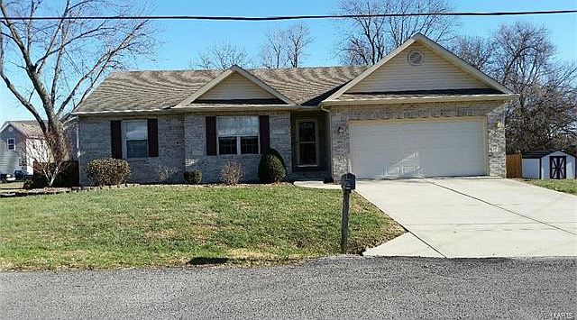 1st image of 210 Nepute St