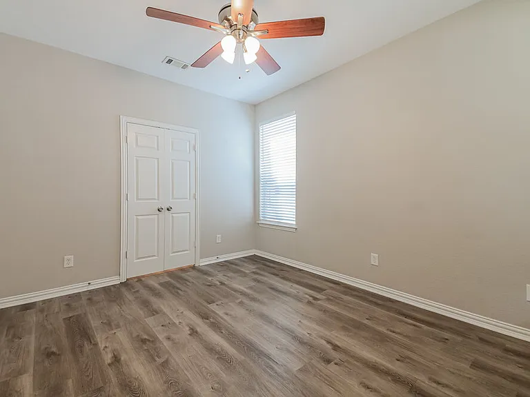 10200 Cedar Lake Dr — Photo 11