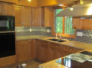 6227 Dog Leg Rd, Dayton, OH 45415