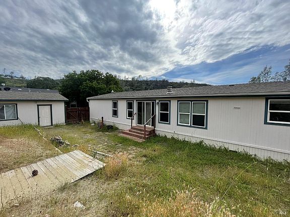 3rd image of 230 Lariat Street