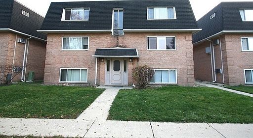1st image of 9981 Linda Ln