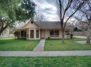 419 Johns Rd, Boerne, TX 78006