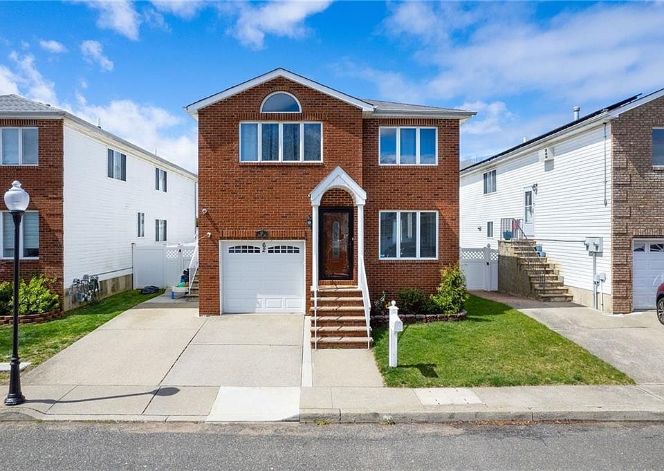 1st image of 62 Dexter Ave