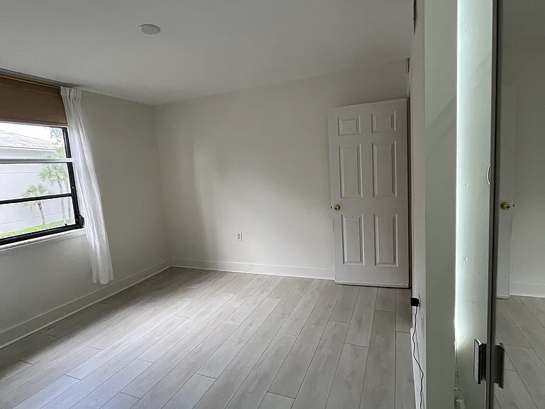 3640 Whitehall Dr — Photo 27