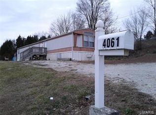 4061 Crest Dr, House Springs, MO