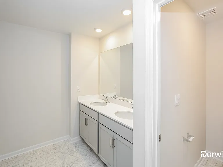 112 Old Home Rd — Photo 13