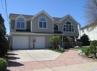 3062 Shore Rd, Bellmore, NY 11710
