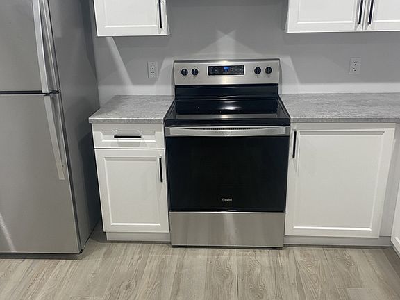 4th image of 3124 169th St SW