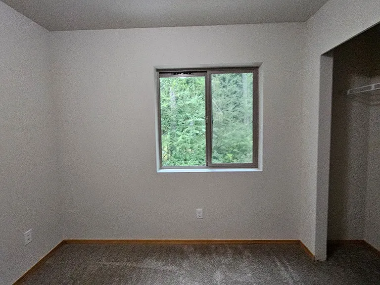 435 NE Inspiration St — Photo 27
