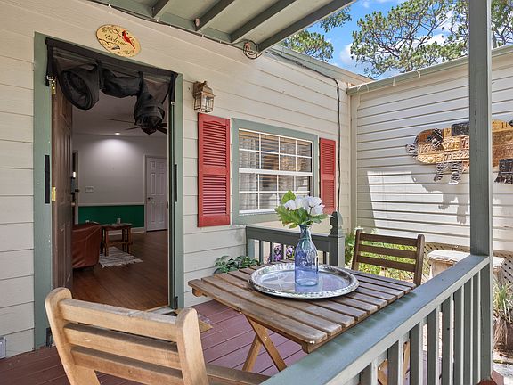 5th image of 7414 Vivian Ln #2