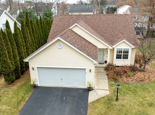 50 Glenham Rd, Saratoga Springs, NY 12866