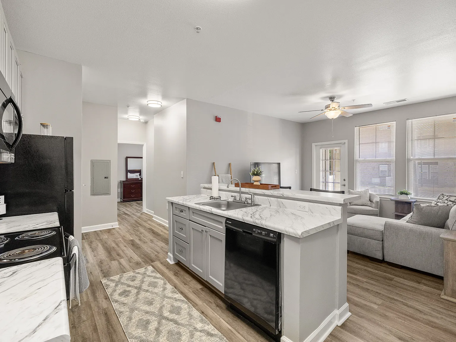 Aspen Ridge Apartments — Photo 4