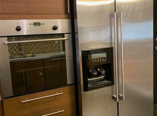 28 Sommerset Way #1505, Toronto, ON M2N6W7