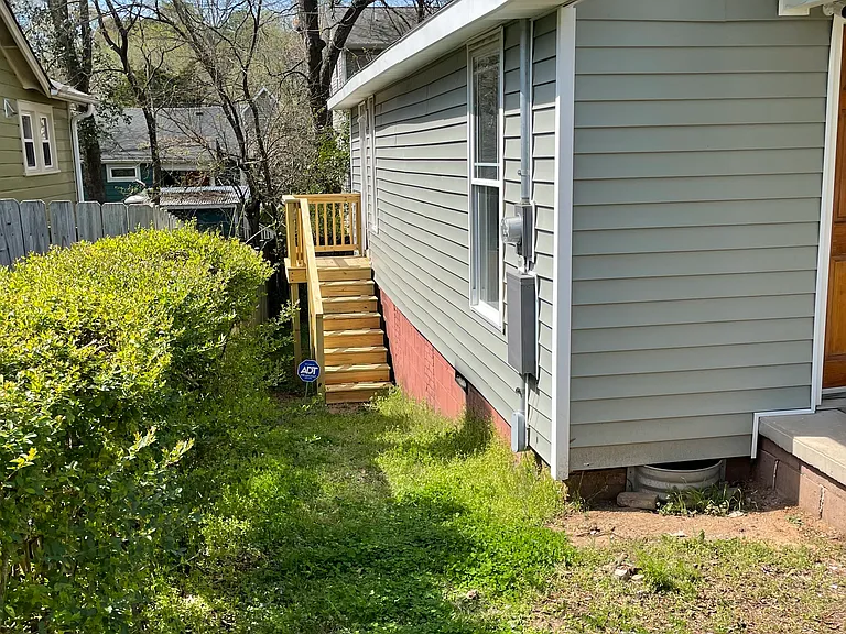 1206 Cornell St — Photo 36