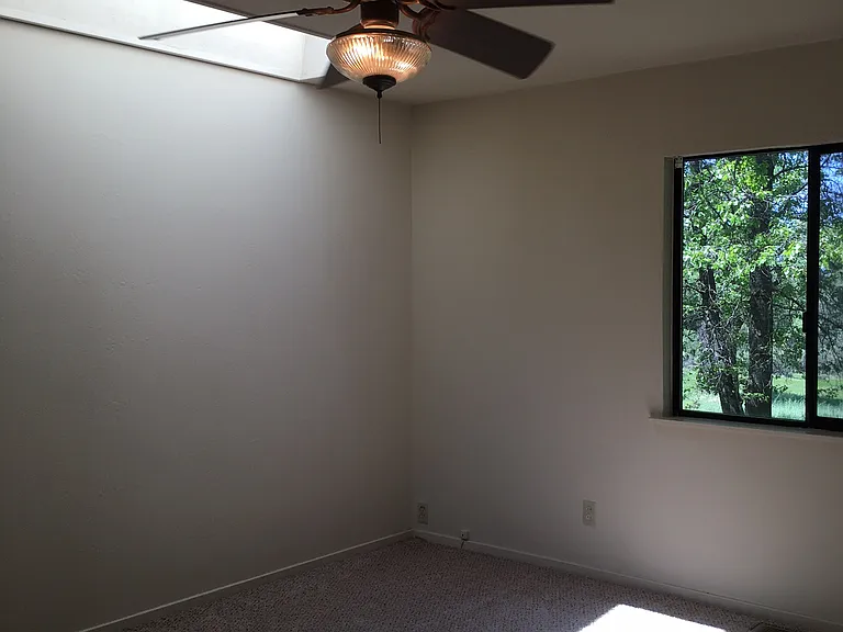 12381 Sunset Ave — Photo 38