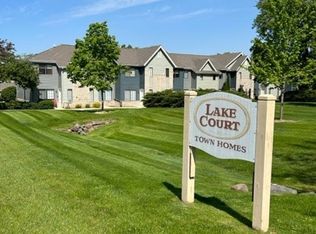 Lake Court Apartments, Oconomowoc, WI 53066