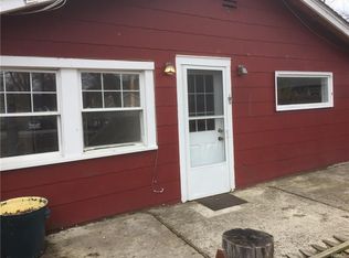 37 Oak St, Greenwood Lake, NY 10925