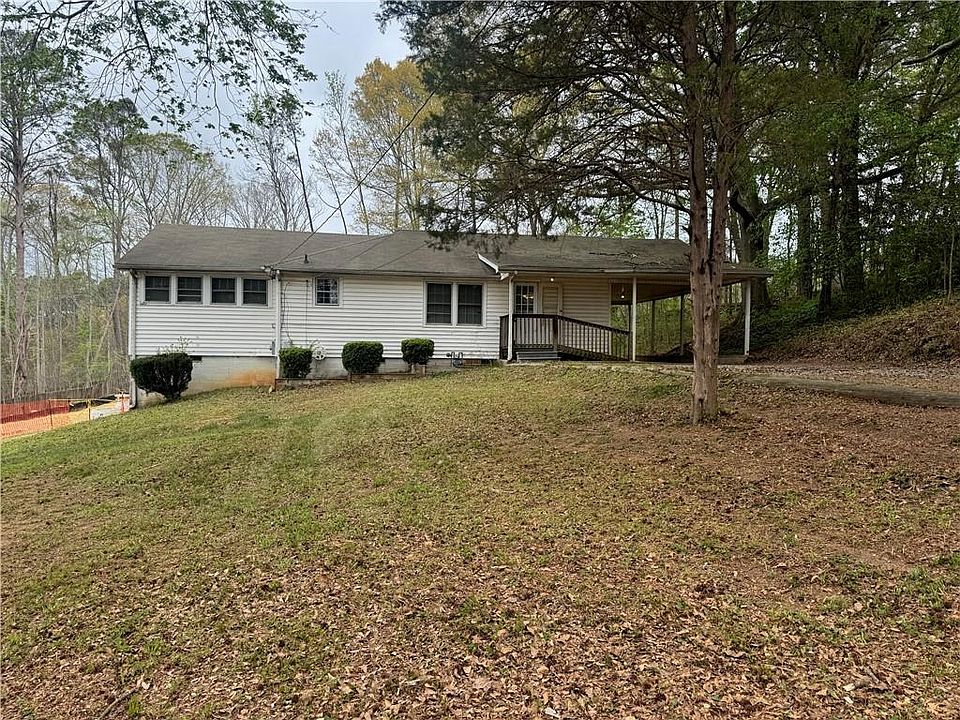 1st image of 2220 Sweetwater Ln