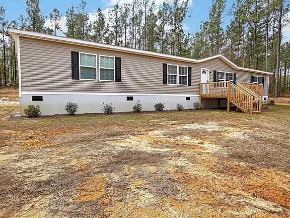 2nd image of 812 White Pond Rd