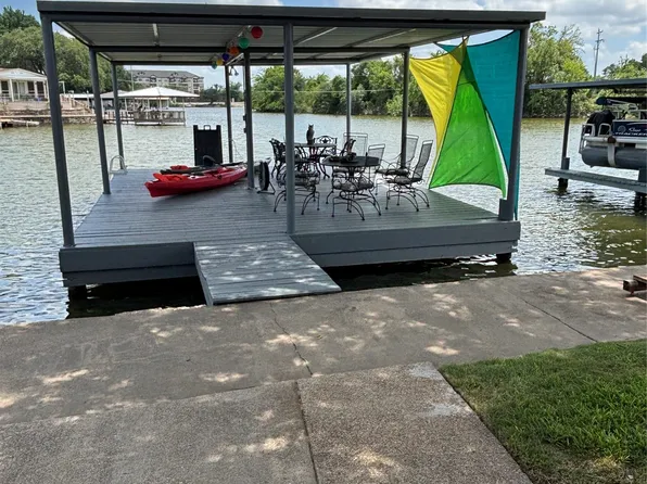 505 Brazos Harbor Dr, Granbury, TX 76048