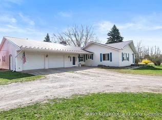 7556 N Musson Rd, Six Lakes, MI 48886