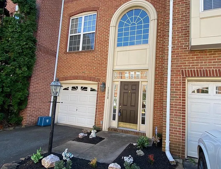 13030 Park Crescent Cir — Photo 2