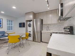 1425 Haro St #206, Vancouver, BC V6G 1G2
