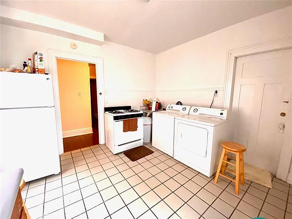 4th image of 2608 S Carrollton Ave