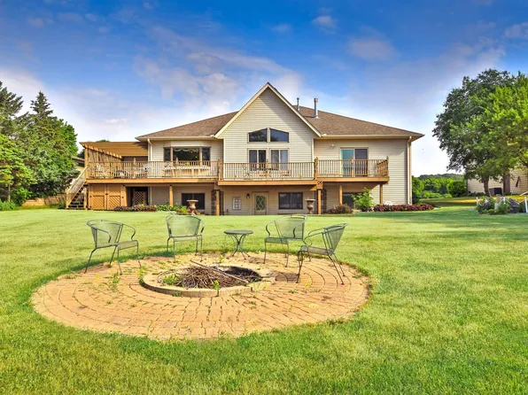 5601 232nd St W, Faribault, MN 55021