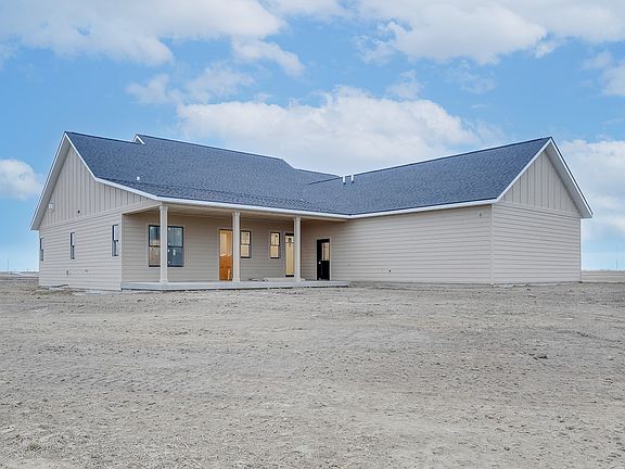 3rd image of 1886 Freesia Ln