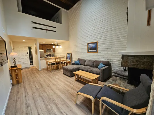 120 Country Club Dr, Incline Village, NV