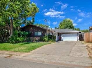 402 Amberwood Rd, Roseville, CA 95678