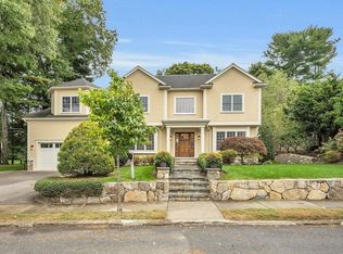 16 Cynthia Rd, Newton, MA 02459