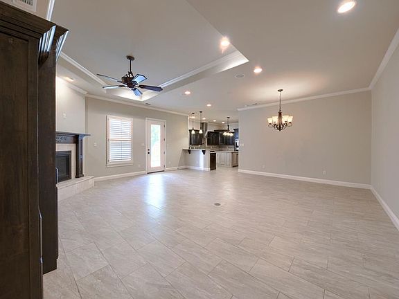 3rd image of 5317 Half Moon Cir