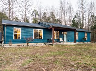 21422 New Market Road, Marysville, IN 47141