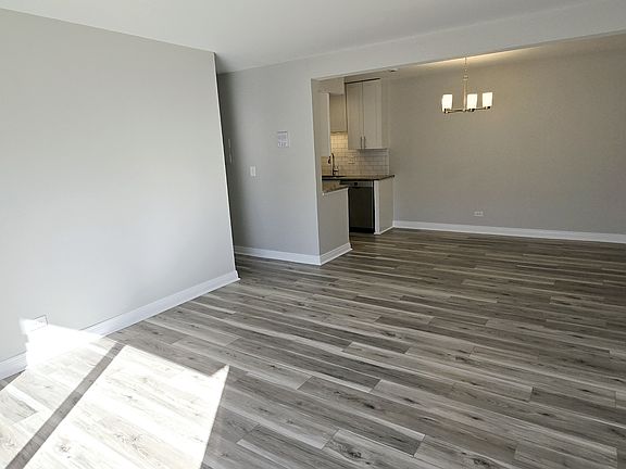 4th image of 508 N Cass Ave APT 203