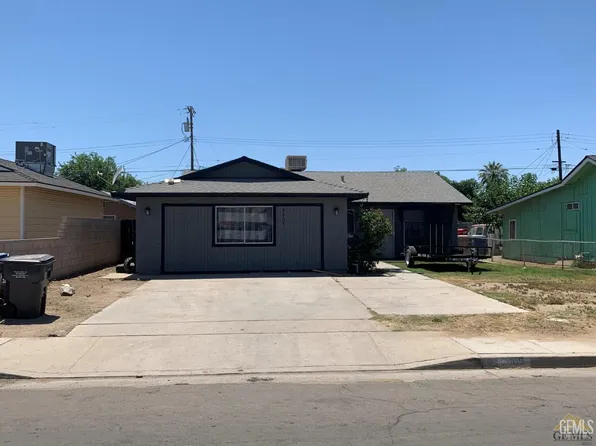 9808 Myrtle Ave, Lamont, CA 93241