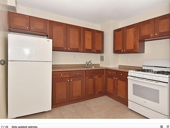 4th image of 21 Fairview Ave APT 528