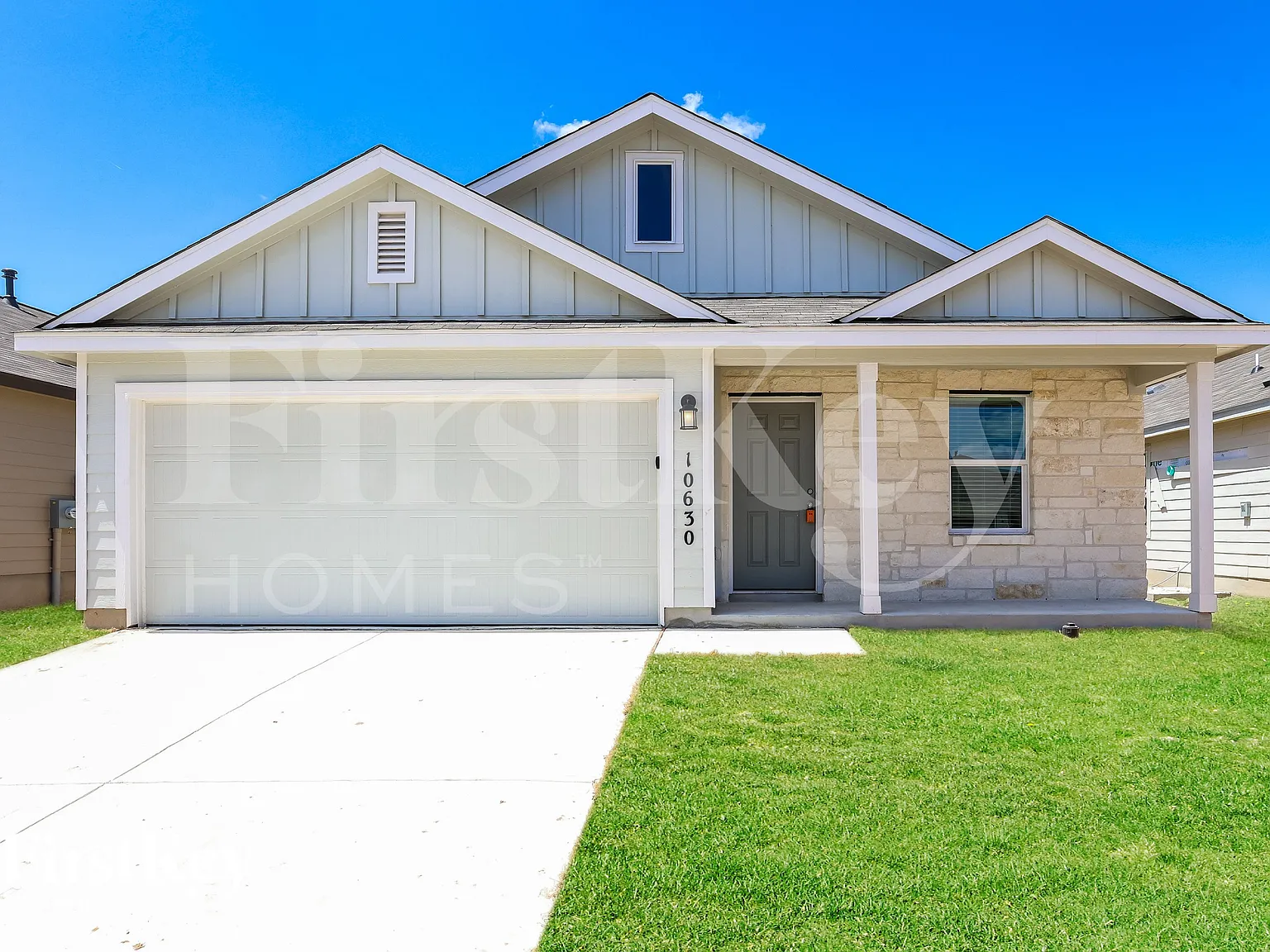 4 bed, 2.0 bath, 1667 sqft, $1,705 — Photo 1