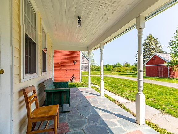 3rd image of 1267 Kelley Hill Road