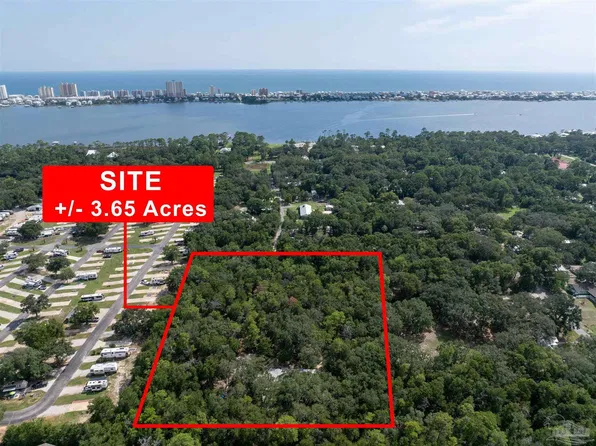 2401 Wallace Ln, Gulf Shores, AL 36542